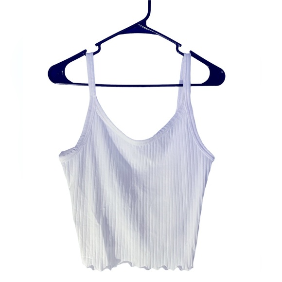 White ruffled tank top - Picture 1 of 1